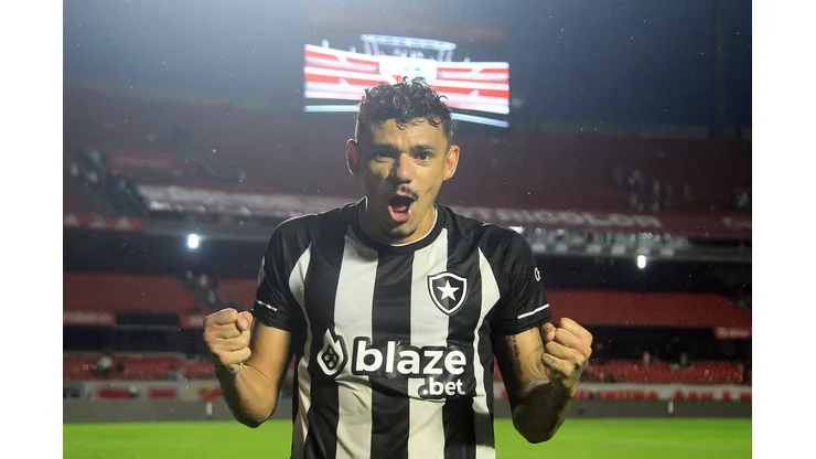 Foto: Vitor Silva/Botafogo - Chegada de Tiquinho faz Botafogo crescer na reta final do Brasileirão