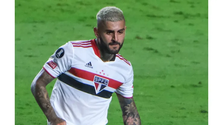 Foto: Marcello Zambrana/AGIF - Internacional tem interesse em comprar Liziero em definitivo
