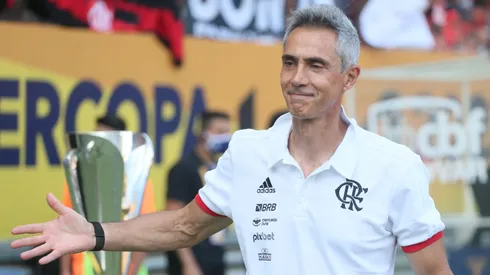 Foto: (Gil Gomes/AGIF) – Paulo Sousa, ex-Flamengo, está sendo especulado no futebol italiano