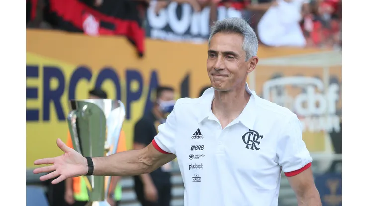 Foto: (Gil Gomes/AGIF) - Paulo Sousa, ex-Flamengo, está sendo especulado no futebol italiano