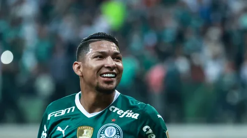 Foto: Marcello Zambrana/AGIF – Rony define futuro no Palmeiras