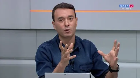 Foto: (Reprodução/SporTV) – André Rizek fala sobre Botafogo.