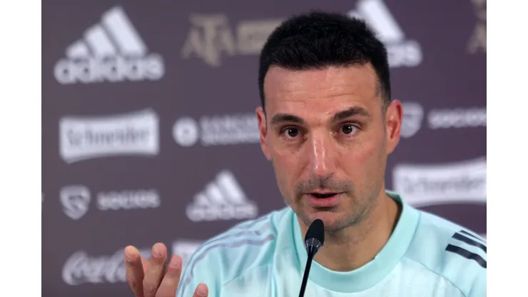(Photo by Daniel Jayo/Getty Images) - Lionel Scaloni deve 'ganhar' essa baixa importante