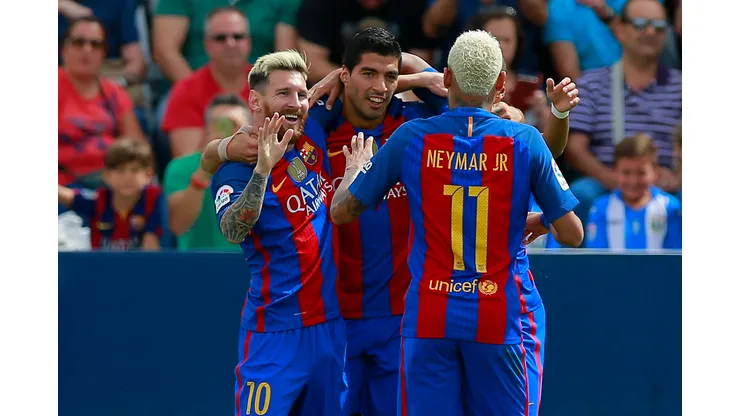 Gonzalo Arroyo Moreno/ Getty Images- Neymar, Messi e Suárez, em dua passagem pelo Barcelona em 2016