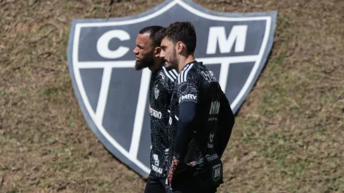 Foto: (Pedro Souza/Atlético) – Rafael tem sido a 'sombra' de Everson no Atlético