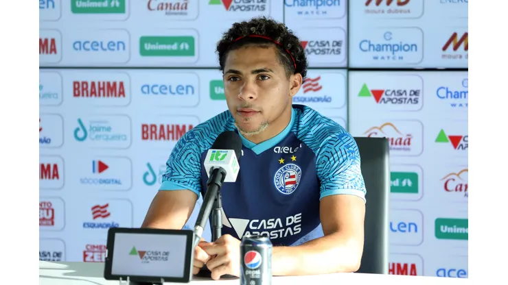Foto: (Felipe Oliveira/EC Bahia) - Jacaré concedeu entrevista coletiva nesta quinta (6)