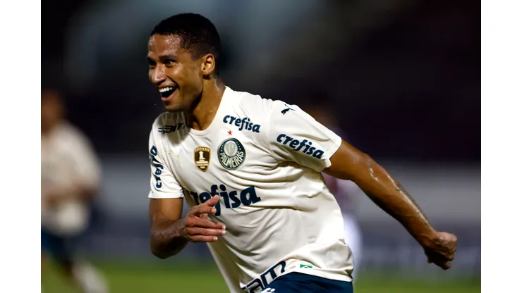 Foto: Thiago Calil/AGIF - Murilo pode retornar na zaga do Palmeiras diante do Coritiba