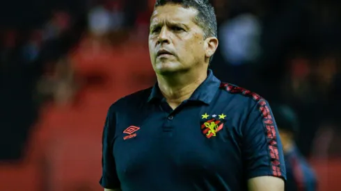 Foto: (Rafael Vieira/AGIF) – Claudinei Oliveira garantiu que o Sport continua na briga pelo acesso á Série A