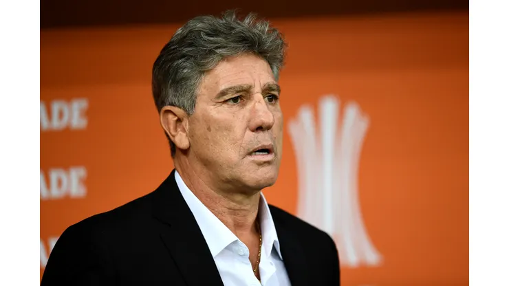 (Photo by Evaristo Sa-Pool/Getty Images) - Torcida fez 'pedido' para o chefe