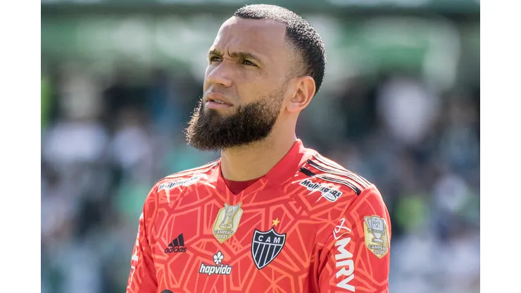 Foto: (Robson Mafra/AGIF) - Everson concedeu entrevista coletiva no Atlético nesta segunda (3)