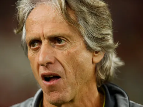 Dorival esquece medalhões do Flamengo e rasga elogios para 'ex-xodó' de JJ na Europa