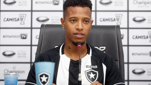 Foto: Vitor Silva/Botafogo- Companheiro do volante pode deixar o time