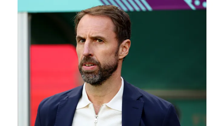 Photo by Clive Brunskill/Getty Images - Gareth Southgate perde defensor para mata-mata da Copa