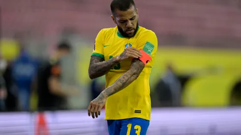 Pedro Vilela/ Getty Images- Daniel Alves. lateral-direito