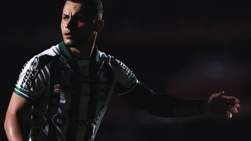 Foto: (Ettore Chiereguini/AGIF) – Bruno Gomes esteve emprestado ao Coritiba ao longo de 2022 pelo Internacional