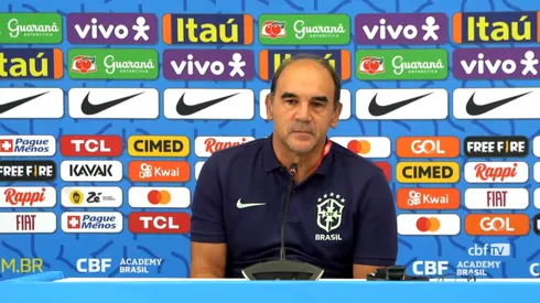 Foto: Reprodução YouTube/CBF TV – Ricardo Gomes comenta sobre situação de Neymar e Danilo