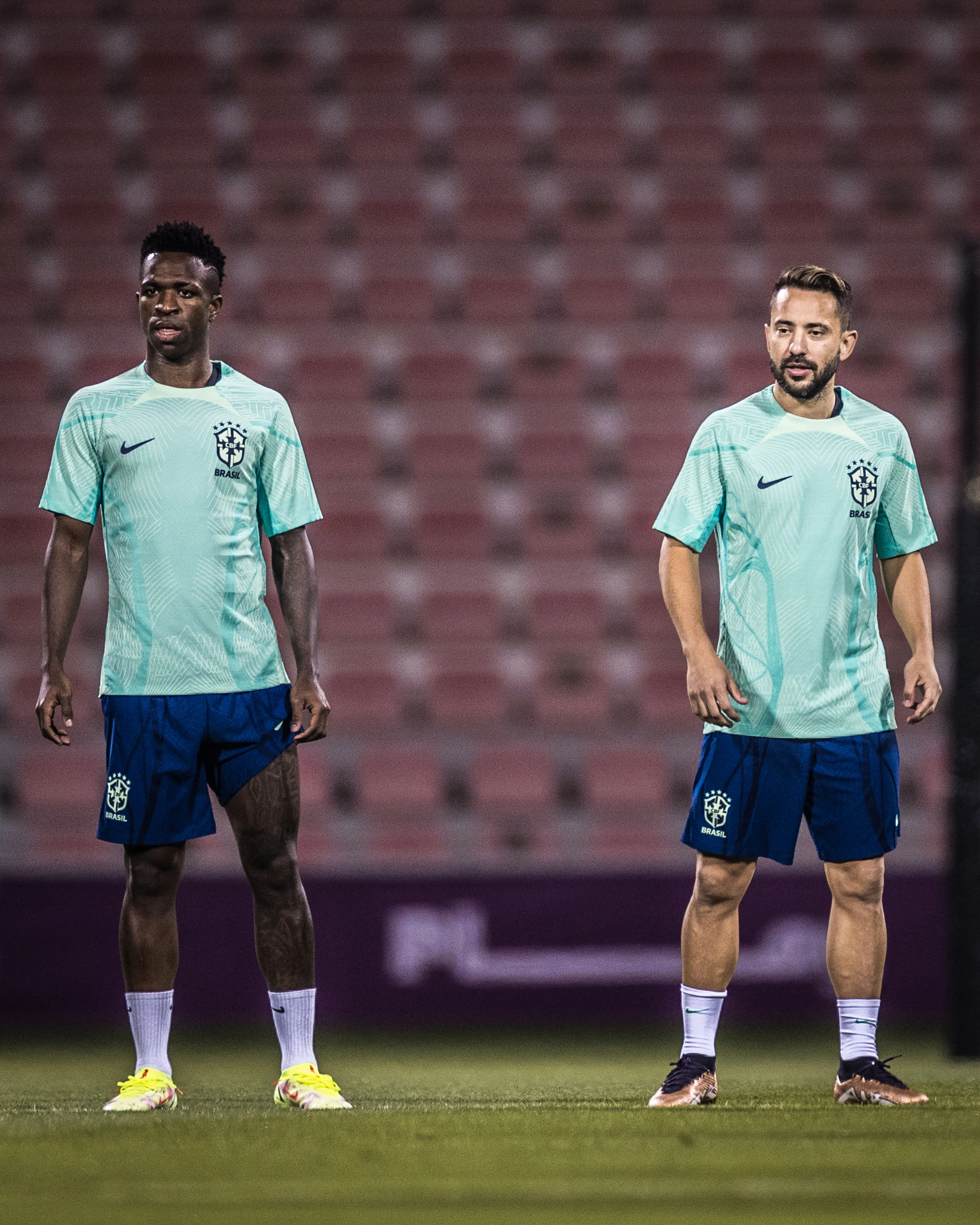 Foto: Pedro Martins/AGIF – Vinícius Júnior e Everton Ribeiro