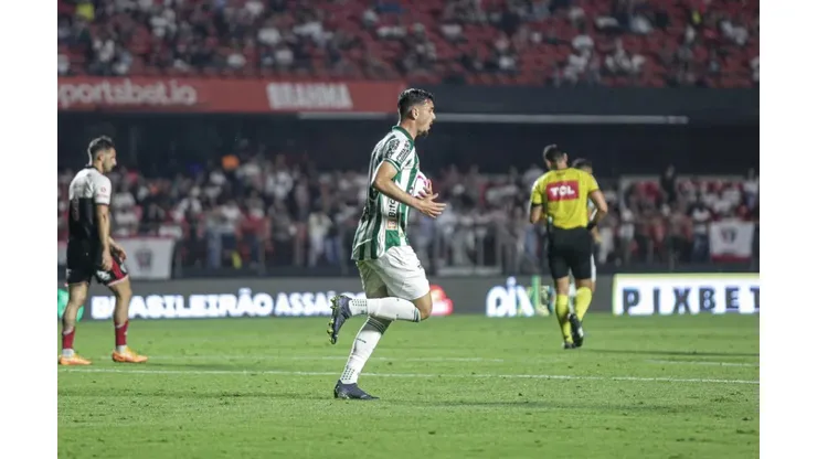 Coritiba oficial- Matheus Cadorini, atacante do Coritiba
