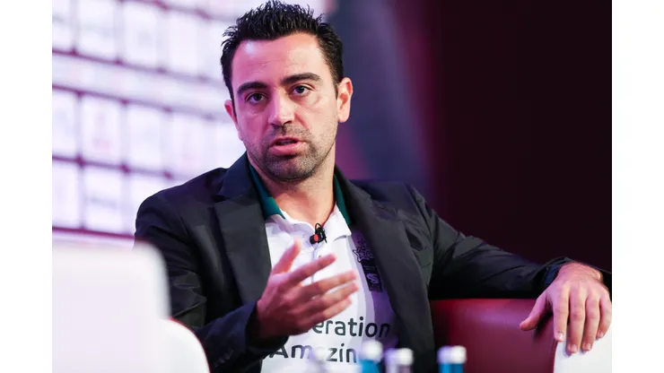 Foto: (Barrington Coombs/Getty Images) - Xavi treinou um time no Catar antes da Copa do Mundo e foi um dos pilares do país na busca por maior prestígio no futebol