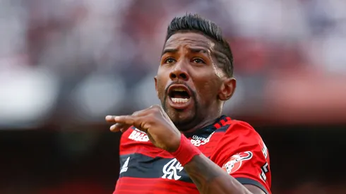 Foto: Marcello Zambrana/AGIF – Rodinei não vai permanecer no Flamengo.