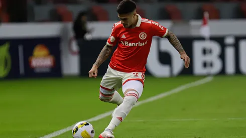 Maxi Franzoi/AGIF- Fabrício Bustos, lateral-direito do Inter