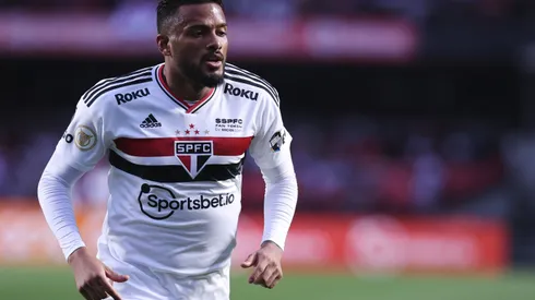 Ettore Chiereguini/AGIF- Reinaldo, lateral-esquerdo