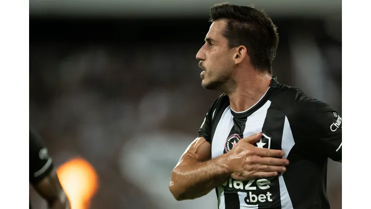 Jorge Rodrigues/AGIF- Gabriel Pires, meio-campista do Botafogo