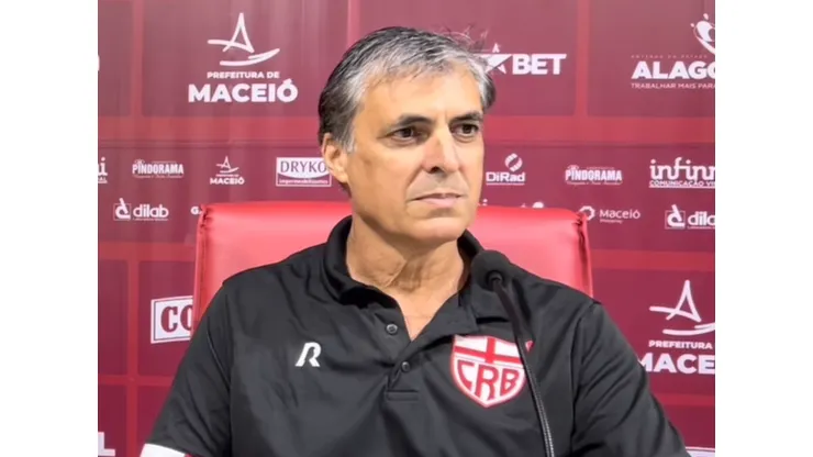 Foto: Reprodução YouTube/ CRB Play - Presidente do CRB confirma acerto com jogador do Vasco