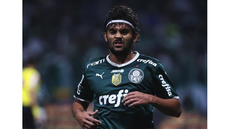 Foto: (Ettore Chiereguini/AGIF) - Gustavo Scarpa admitiu que foi difícil recusar as propostas de renovação do Palmeiras