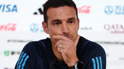 Photo by Mohamed Farag/Getty Images – Scaloni faz mistério na escalação da Argentina para Copa