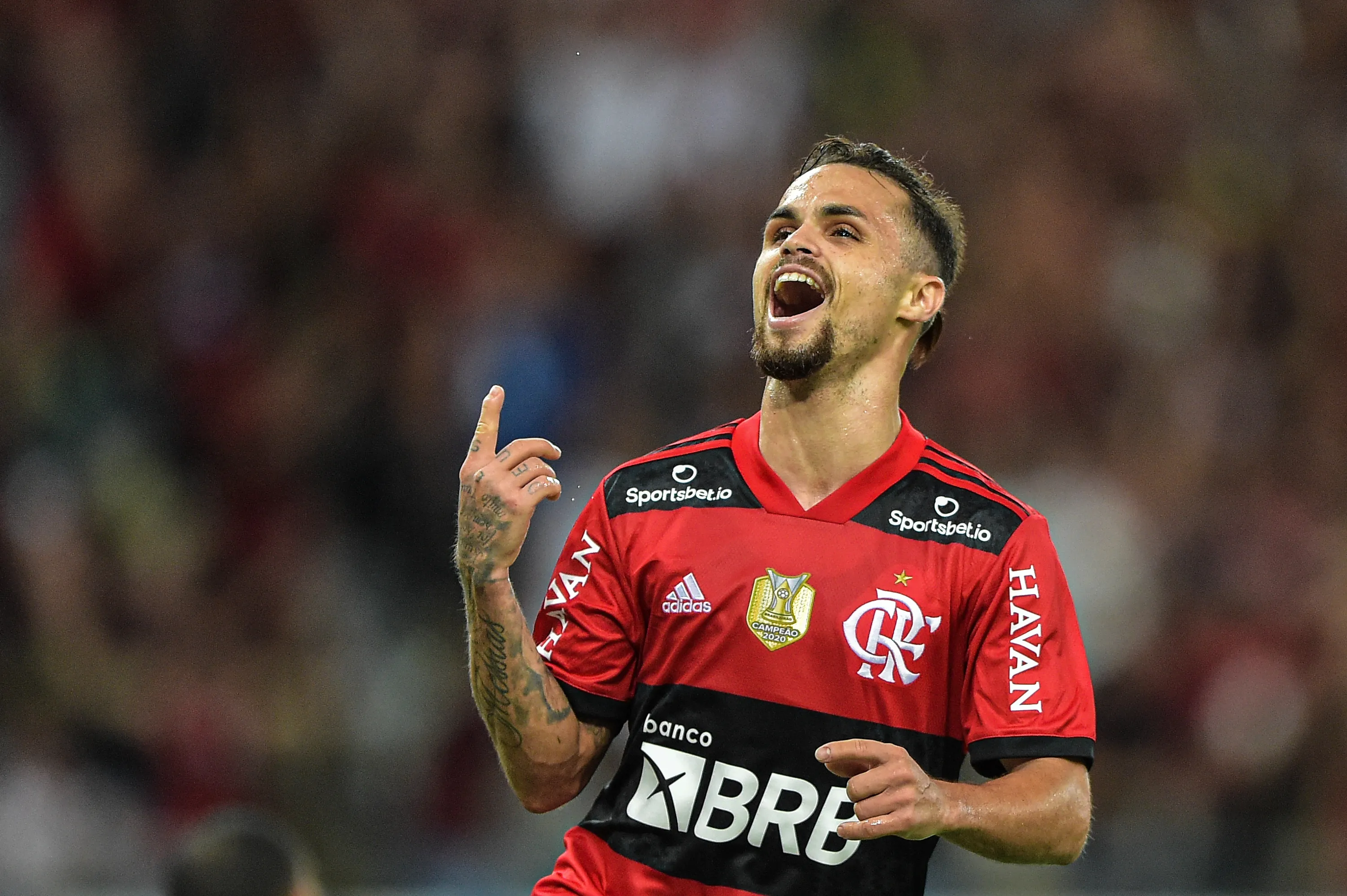 Com proposta para jogar no Grêmio, Michael (xodó do Flamengo) comemora gol vestindo Manto Sagrado