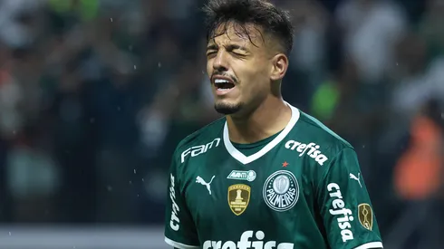 Foto: (Marcello Zambrana/AGIF) – Gabriel Menino se desculpou pelas ofensas direcionadas a Tite, mas acabou sendo defendido por torcedores do Palmeiras