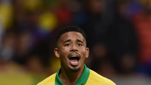 Foto: Andre Borges/AGIF – Jesus enfrenta o reforço desejado pelo Vasco na Premier League.