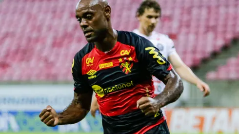 Foto: (Rafael Vieira/AGIF) – Vagner Love não é o único jogador do atual elenco que interessa ao Sport para 2023