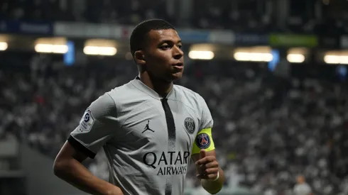 Koji Watanabe/ Getty Images- Kylian Mbappé, atacante do PSG