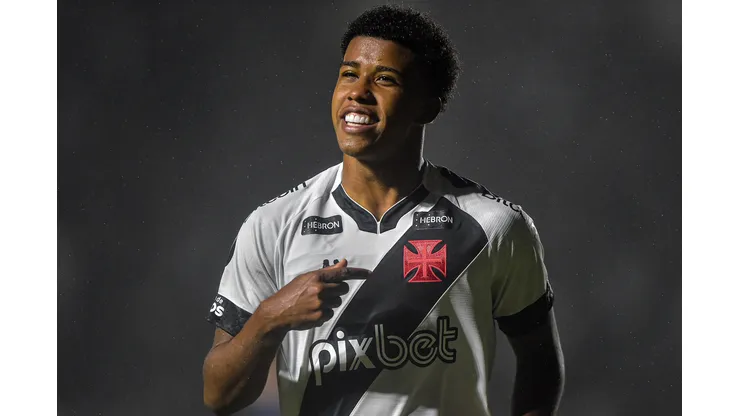 Foto: (Thiago Ribeiro/AGIF) - Andrey, do Vasco, pediu a contratação de um titular do Fluminense