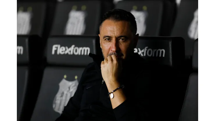 Ricardo Moreira/ Getty Images- Vítor Pereira, técnico do Corinthians