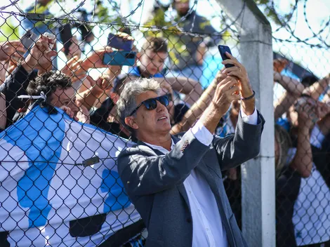 Torcida do Grêmio vira ‘presidente por um dia’ e define situação de Renato em enquete