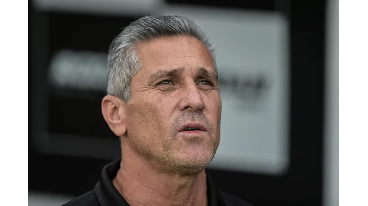 Foto: Thiago Ribeiro/AGIF - Jorginho deve deixar o Vasco em 2023