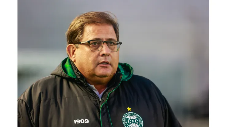 Foto: ( Luiz Erbes/AGIF) - Guto Ferreira está muito próximo de salvar o Coritiba da Série B
