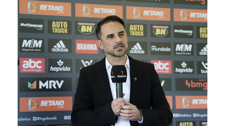 Foto: (Bruno Sousa / Atlético) - Rodrigo Caetano reforçou que o Atlético está atento às oportunidades de mercado