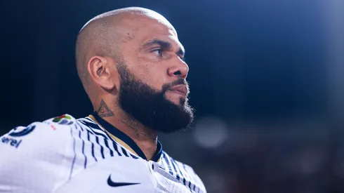 Photo by Hector Vivas/Getty Images – Daniel Alves exalta craque da Seleção Brasileira