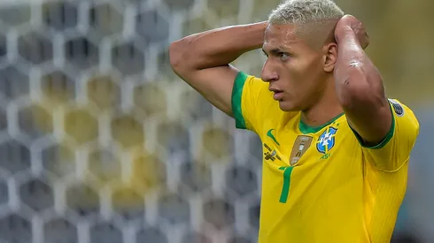 Foto: Thiago Ribeiro/AGIF – Richarlison realiza tratamento intensivo para voltar a tempo da Copa