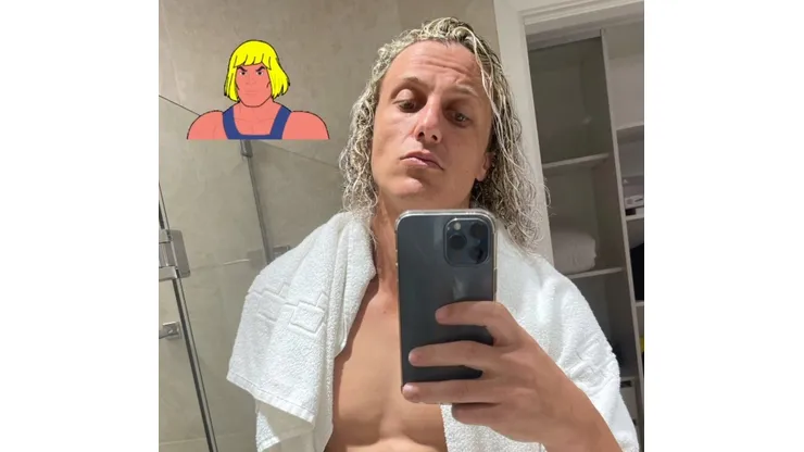 Foto: (Reprodução/Instagram) - David Luiz platinou o cabelo após o Flamengo conquistar a Libertadores