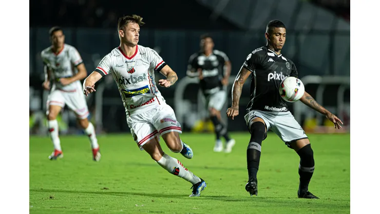 Foto: Jorge Rodrigues/AGIF - Globo muda estratégia para transmitir jogo do Vasco