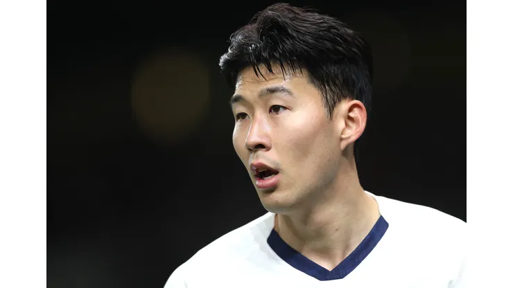Photo by Naomi Baker/Getty Images - Son sofre lesão no rosto em jogo do Tottenham