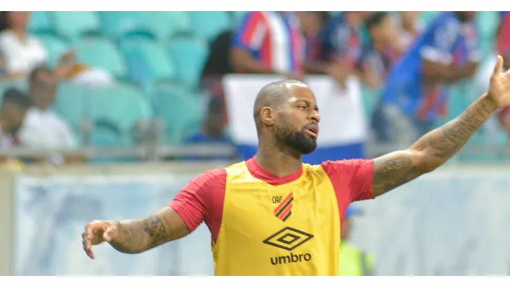 Foto: (Jhony Pinho/AGIF) - Dedé pensa em pendurar as chuteiras