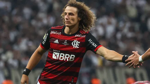 Foto: (Marcello Zambrana/AGIF) – David Luiz renovou seu contrato com o Flamengo até o fim de 2023