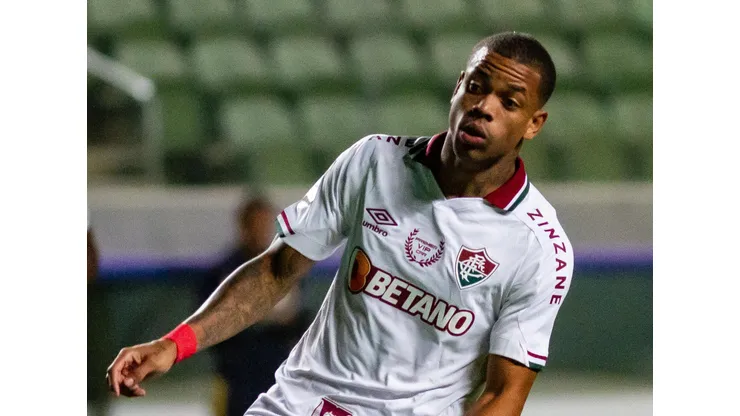 Foto: (Fernando Moreno/AGIF) - Caio Paulista não deve ser o único a deixar o Fluminense
