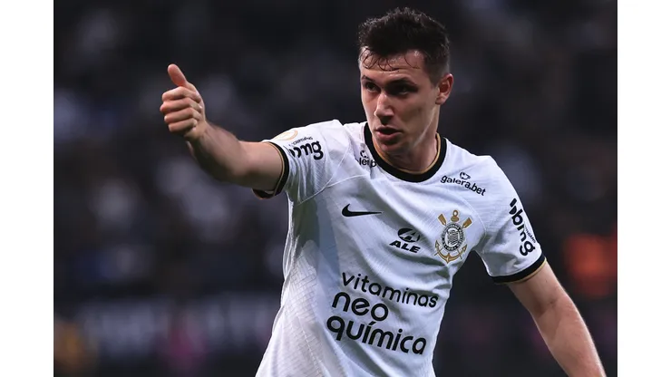 Foto: (Ettore Chiereguini/AGIF) - Lucas Piton não deve ser o único jogador ex-Corinthians a ser contratado pelo Vasco